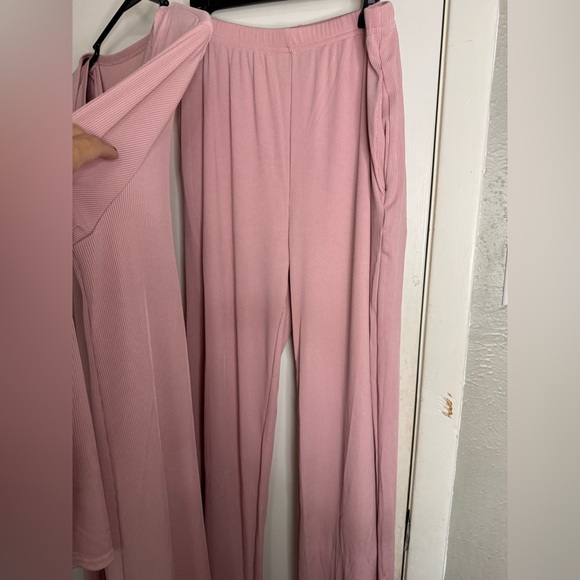 Pink Women's Ribbed Pajama Set Size Medium - Picture 5 of 8